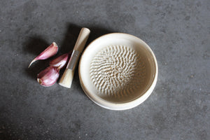 Ceramic Garlic Grater Plate - Birch